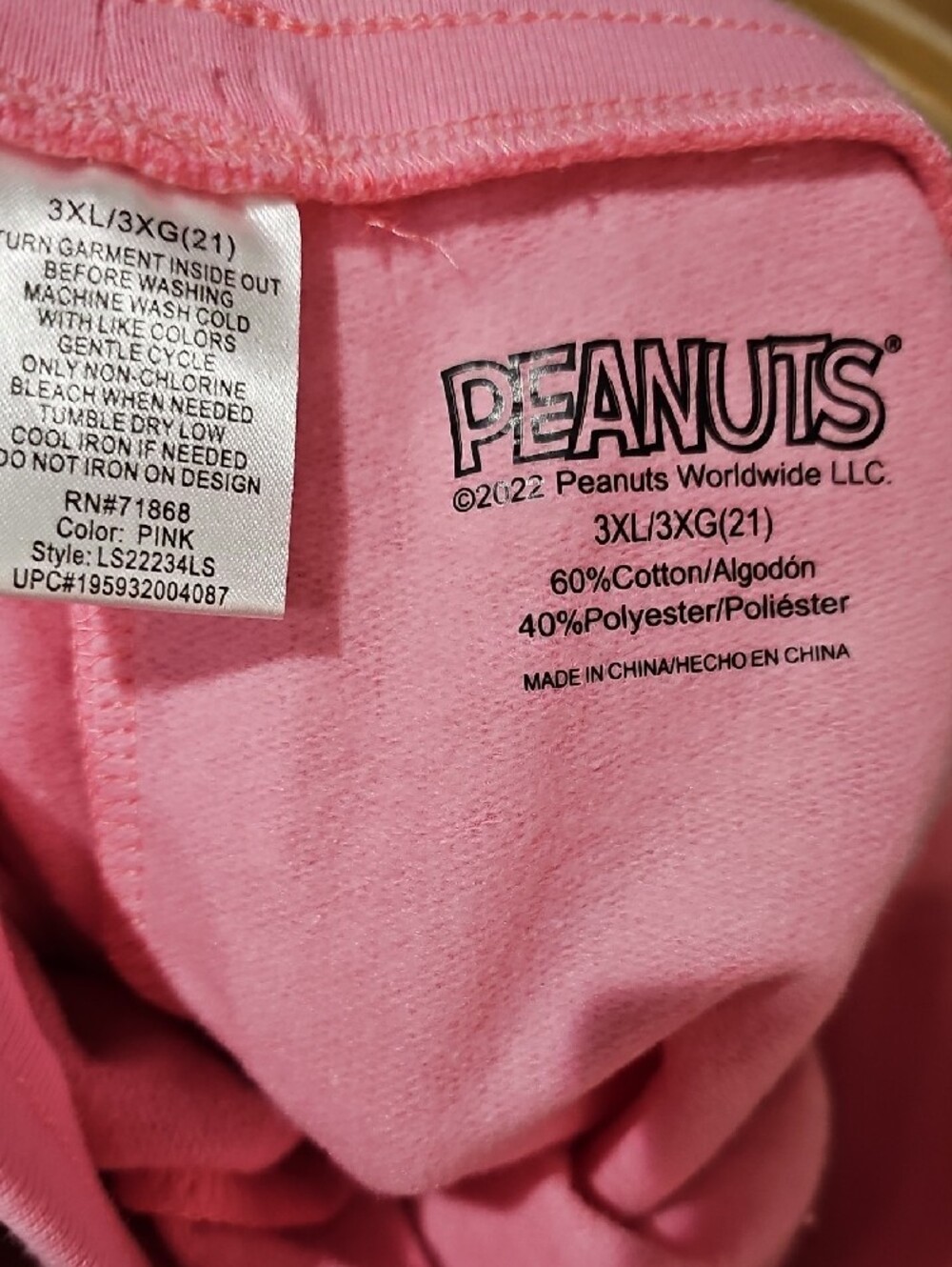Peanuts Pink Snoopy & Woodstock Lounge Shorts - Picture 3 of 3